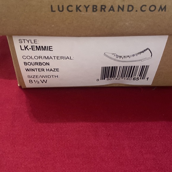 Tan flats - Picture 4 of 4